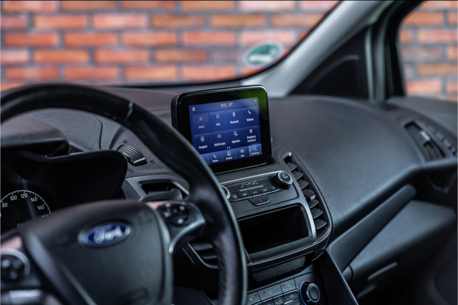Ford Transit Connect 1.0 Ecoboost L2 | 3-Zitter | Sortimo inrichting | Navigatie | Camera | CarPlay | Stoelverwarming | Airco | MF Stuur | Dealer onderhouden | Nieuwe APK