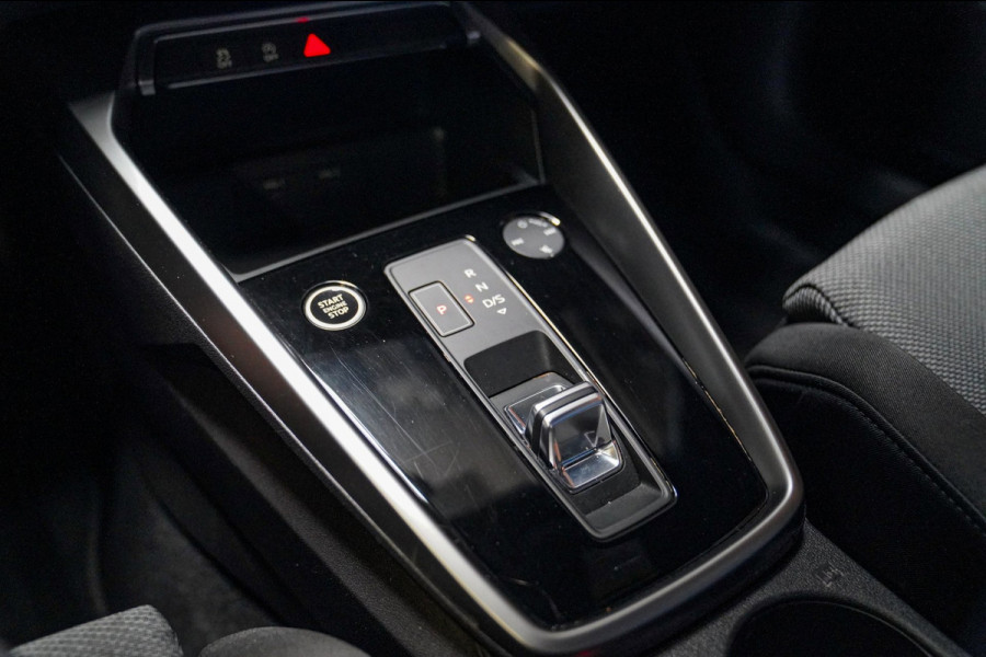 Audi A3 Sportback 30 TFSI Advanced edition | Lane assist | Carplay | Digitaal Dashboard | Origineel NL