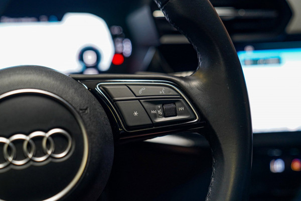 Audi A3 Sportback 30 TFSI Advanced edition | Lane assist | Carplay | Digitaal Dashboard | Origineel NL