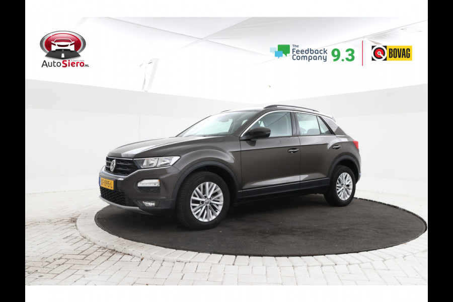 Volkswagen T-Roc 1.5 TSI Style Automaat, Apple carplay, Trekhaak