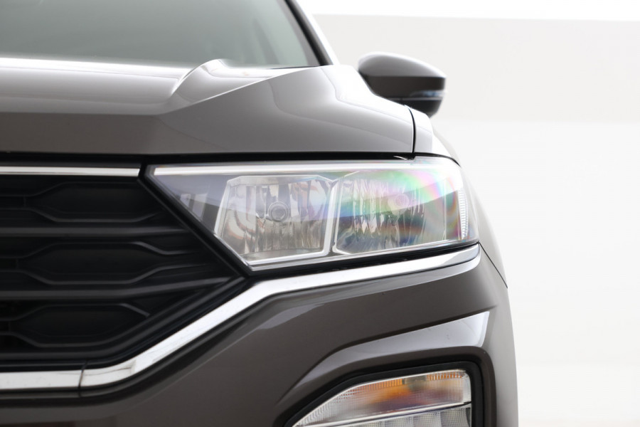 Volkswagen T-Roc 1.5 TSI Style Automaat, Apple carplay, Trekhaak