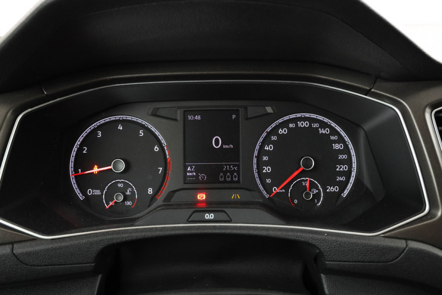 Volkswagen T-Roc 1.5 TSI Style Automaat, Apple carplay, Trekhaak