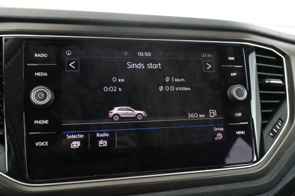 Volkswagen T-Roc 1.5 TSI Style Automaat, Apple carplay, Trekhaak