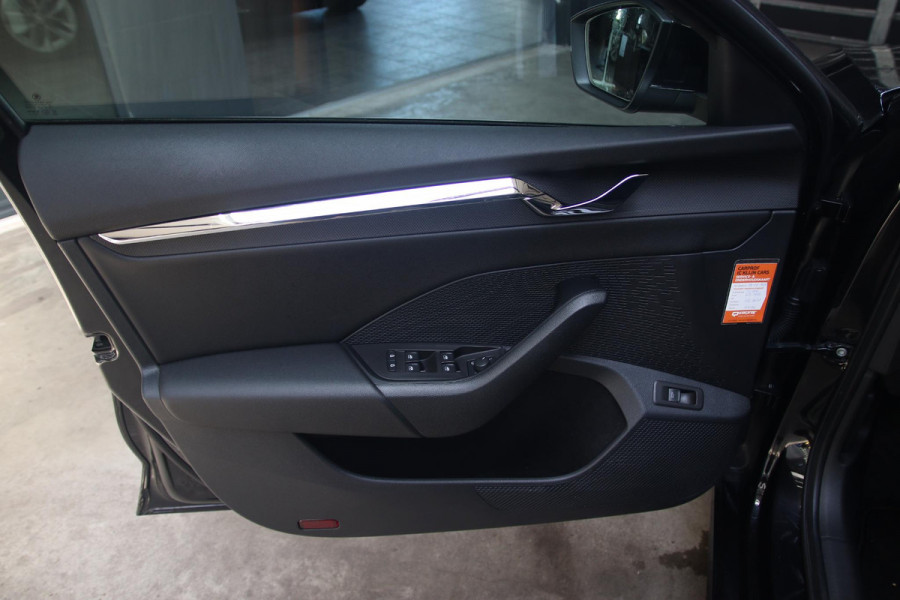 Škoda Octavia Combi 1.0 TSI Business Edition Plus LED-VIRTUAL-BLINDSPT