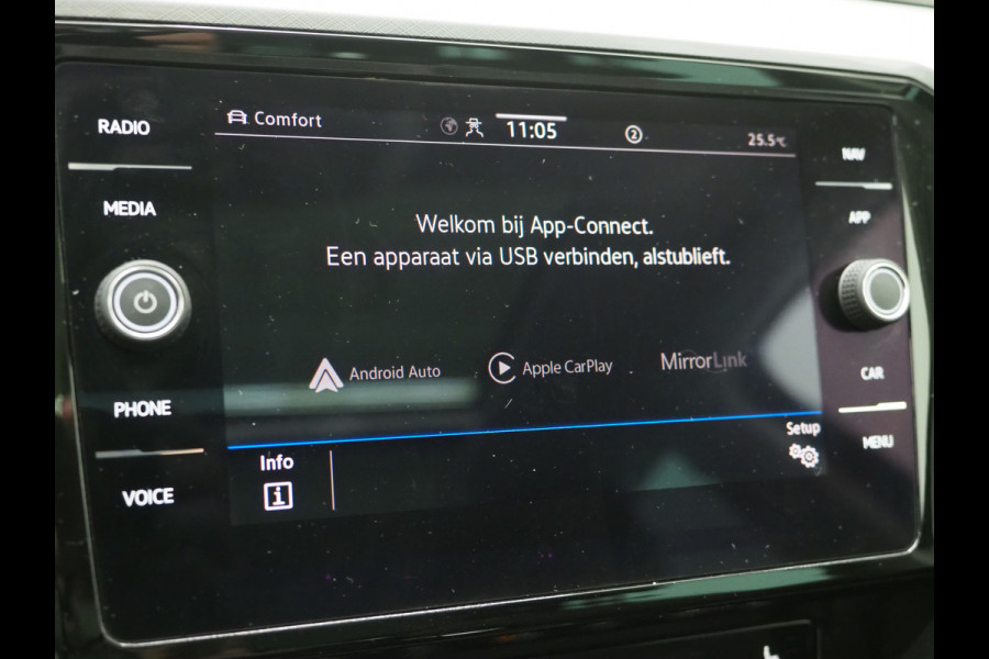 Volkswagen Passat Variant 1.4 TSI PHEV GTE | Panoramadak | Leder | Trekhaak | Massage | Adaptive Cruise | Camera | Dodehoek