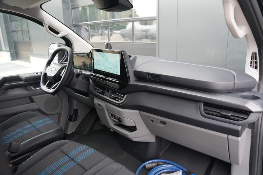 Ford E-Transit Custom 340 L2H1 Sport 71 kWh 218pk - 2x Schuif - ACC - B&O - Navi - Stoel/Stuurverwarming - 360 Camera - Blindspot - Rijklaar