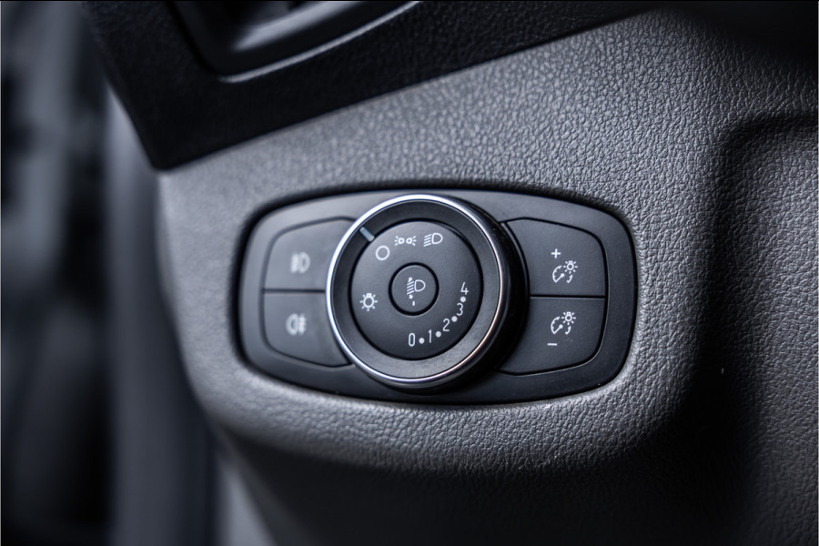 Ford Transit Connect 1.0 Ecoboost L2 | BPM Vrij | 3-Zitter | Navigatie | CarPlay | Camera | Stoelverwarming | Airco | MF Stuur | Dealer onderhouden | Nieuwe APK