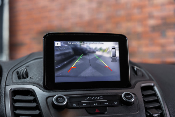 Ford Transit Connect 1.0 Ecoboost L2 | BPM Vrij | 3-Zitter | Navigatie | CarPlay | Camera | Stoelverwarming | Airco | MF Stuur | Dealer onderhouden | Nieuwe APK