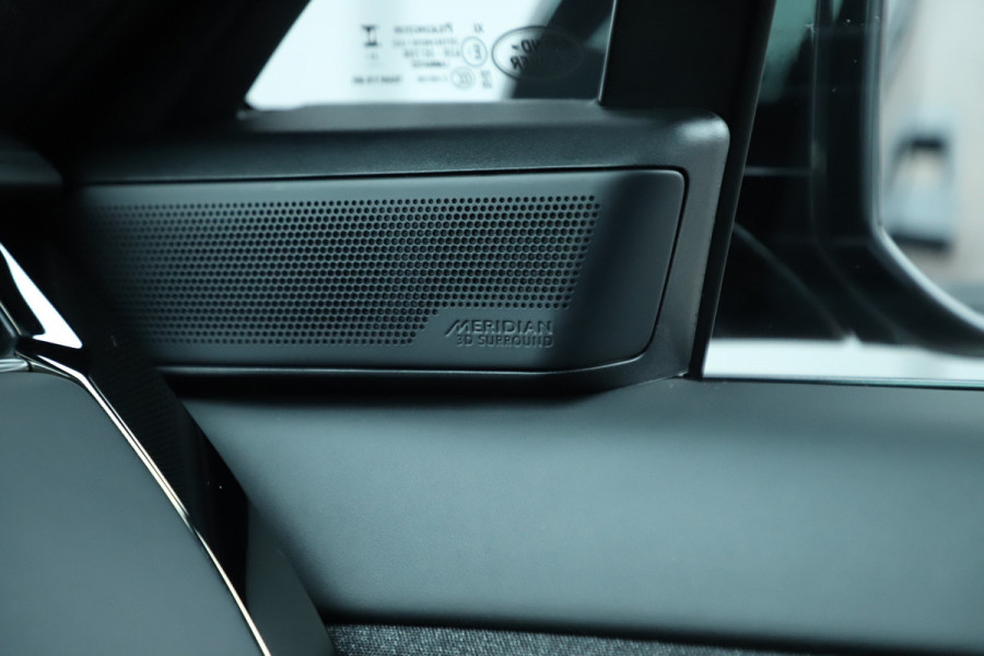 Land Rover Range Rover Sport 3.0 P550e Autobiography | 550PK | Luchtvering | Achterasbesturing | Head-up | Keyless-go | Sfeerverlichting | Meridian 3D | NL-A