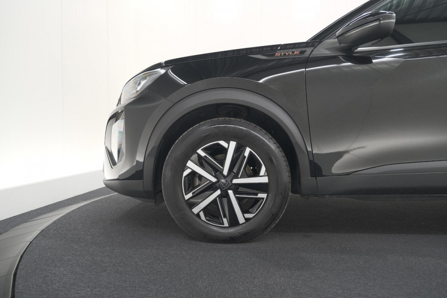 Peugeot 2008 1.2 Hybrid 136 Style | Apple Carplay | Parkeersensoren | Climate control