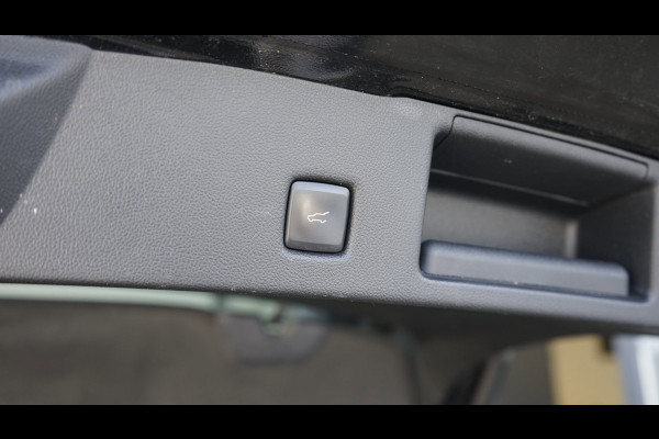 Ford Kuga 2.5 PHEV ST-Line X ALCANTARA|BANG&OLUFSEN|CAMERA|CLIMA|CRUISE|FULL LED|KEYLESS|PANORAMA|ELEKTRISCHE STOELEN|TREKHAAK