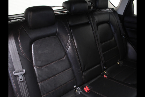 Mazda CX-5 2.0 SkyActiv-G 165 Skylease Luxury CLIMATE | LEDER | NAVI | DAB | CRUISE | LMV19 | AFNBTRHAAK | STOEL/STUURVERW | CAMERA | HEAD-