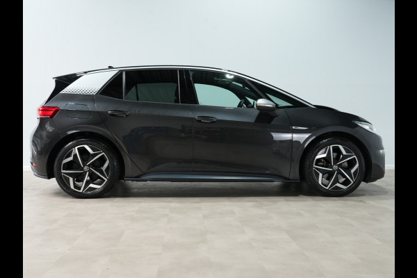 Volkswagen ID.3 First Plus 58 kWh 204pk | Camera | Acc | App-Connect | Stoelverwarming