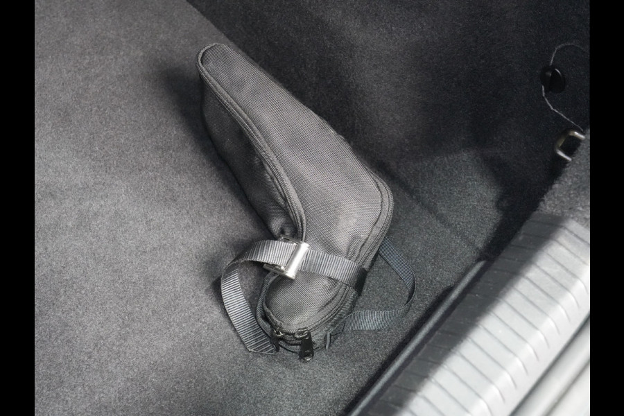 Volkswagen ID.3 First Plus 58 kWh 204pk | Camera | Acc | App-Connect | Stoelverwarming