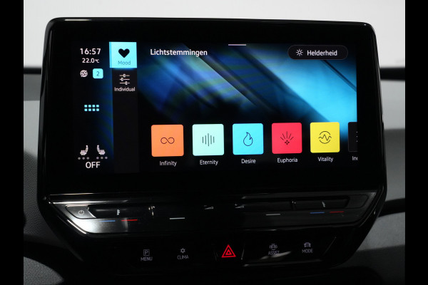 Volkswagen ID.3 First Plus 58 kWh 204pk | Camera | Acc | App-Connect | Stoelverwarming