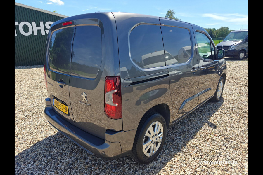 Peugeot Partner 1.5 BlueHDI Premium , Leuke bus , euro 6 , Apk Juni 2027 , camera navi cruise.