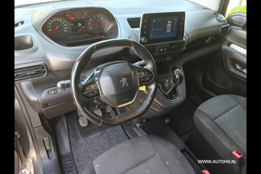 Peugeot Partner 1.5 BlueHDI Premium , Leuke bus , euro 6 , Apk Juni 2027 , camera navi cruise.