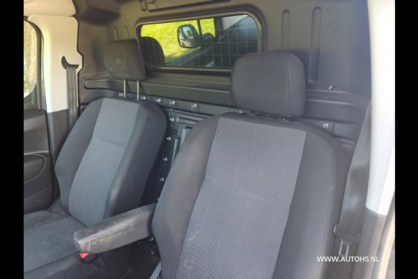 Peugeot Partner 1.5 BlueHDI Premium , Leuke bus , euro 6 , Apk Juni 2027 , camera navi cruise.