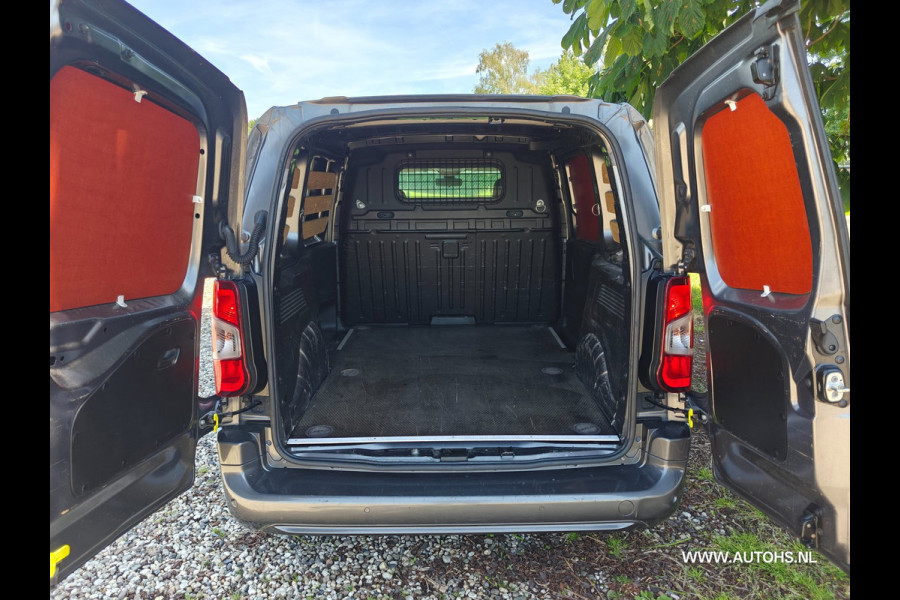 Peugeot Partner 1.5 BlueHDI Premium , Leuke bus , euro 6 , Apk Juni 2027 , camera navi cruise.