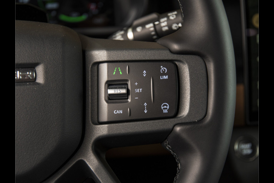 Land Rover Defender 110 2.0 P300e 110 X-Dynamic HSE MY26 | PANO | HUD | 22" | MERIDIAN 700W
