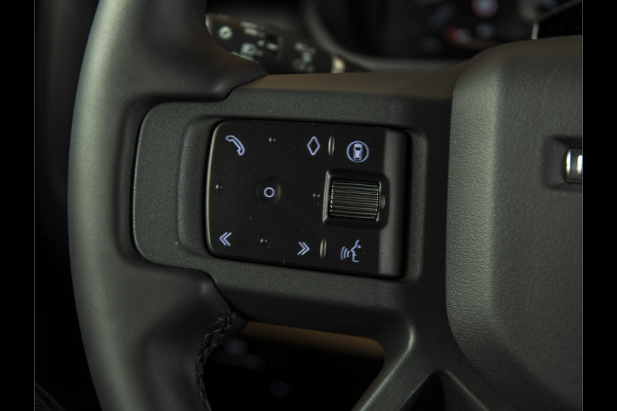 Land Rover Defender 110 2.0 P300e 110 X-Dynamic HSE MY26 | PANO | HUD | 22" | MERIDIAN 700W