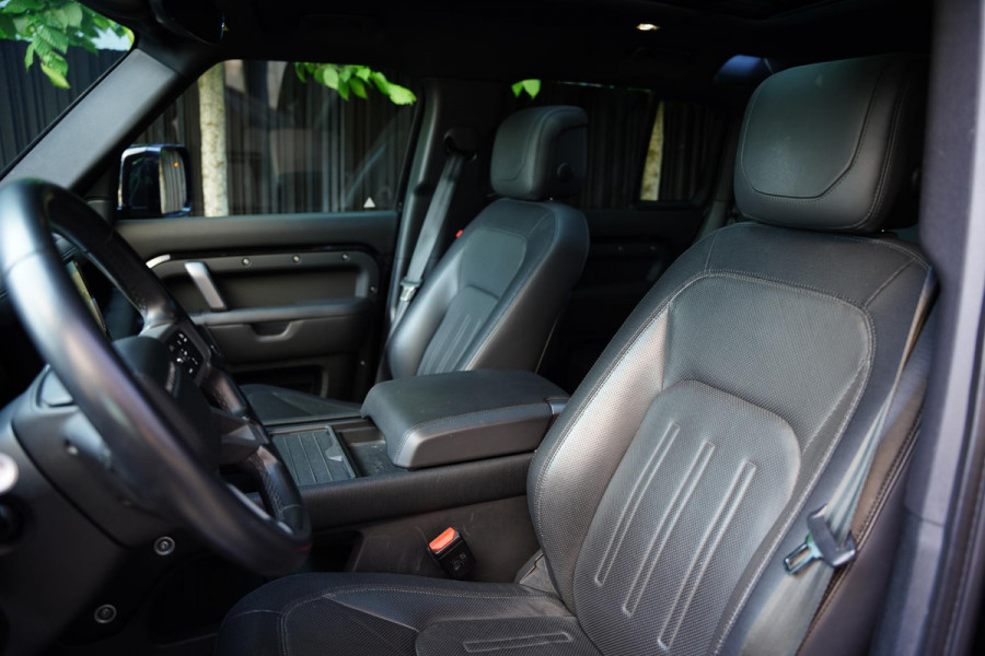 Land Rover Defender 110 P 400 E X-Dynamic HSE GERESERVEERD