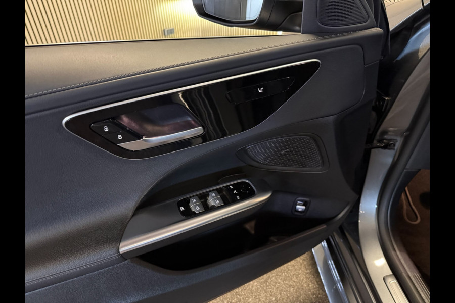 Mercedes-Benz C-Klasse Estate 220D AMG STYLING-PANORAMA-CAMERA-TREKHAAK-DODEHOEK-COMPLEET