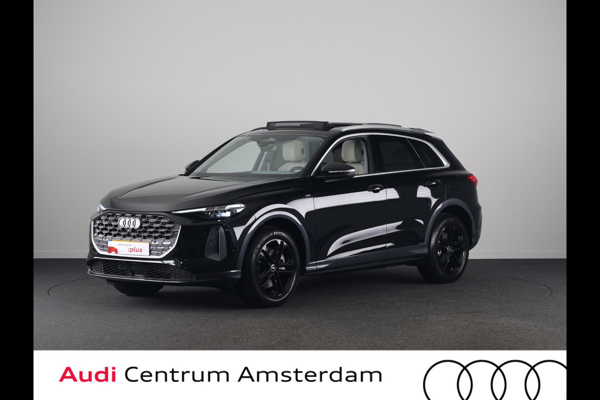 Audi Q5 2.0 TFSI e-hybrid quattro S edition 299pk | Panoramadak | Elektrisch verstelbare voorstoelen | 19 inch Lichtmetalen velgen | Matrix Led verlichting | Adaptieve cruise controle