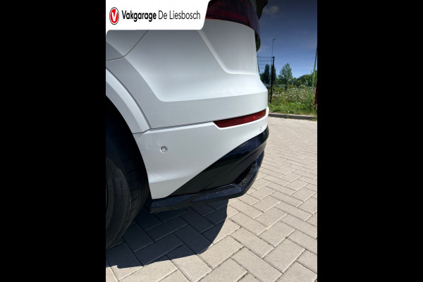 Audi Q8 60 TFSI e quattro Pro Line S Competition 489pk | Panoramadak | luchtvering | head-up | 360 camera | 22 inch