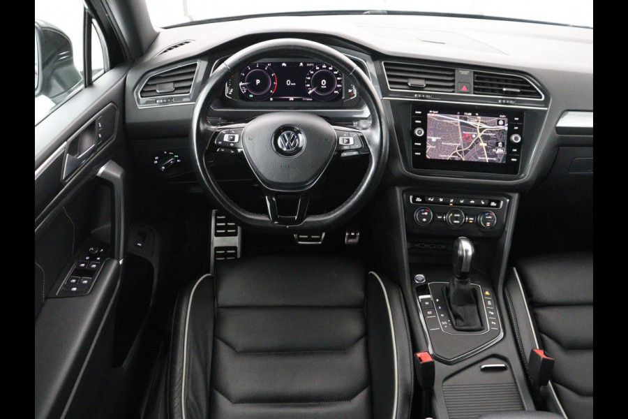 Volkswagen Tiguan Allspace 1.5 TSI Highline Business R 7p. | Carplay | Panoramadak | Camera | Carplay | Navigatie | Adaptive cruise| Leer | Climate control | Elektrische laadklep |
