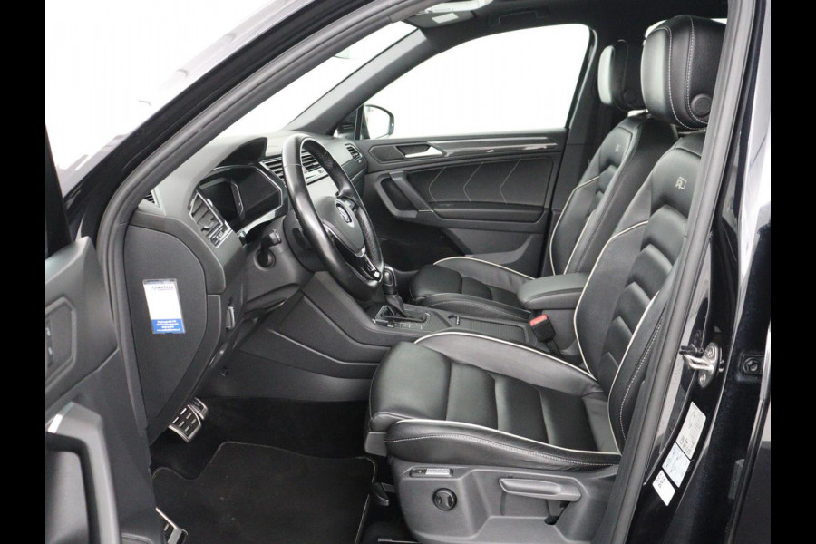 Volkswagen Tiguan Allspace 1.5 TSI Highline Business R 7p. | Carplay | Panoramadak | Camera | Carplay | Navigatie | Adaptive cruise| Leer | Climate control | Elektrische laadklep |