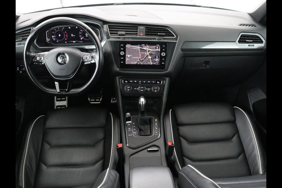 Volkswagen Tiguan Allspace 1.5 TSI Highline Business R 7p. | Carplay | Panoramadak | Camera | Carplay | Navigatie | Adaptive cruise| Leer | Climate control | Elektrische laadklep |
