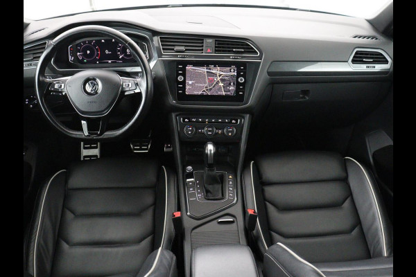 Volkswagen Tiguan Allspace 1.5 TSI Highline Business R 7p. | Carplay | Panoramadak | Camera | Carplay | Navigatie | Adaptive cruise| Leer | Climate control | Elektrische laadklep |
