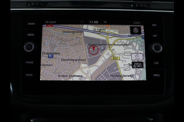 Volkswagen Tiguan Allspace 1.5 TSI Highline Business R 7p. | Carplay | Panoramadak | Camera | Carplay | Navigatie | Adaptive cruise| Leer | Climate control | Elektrische laadklep |