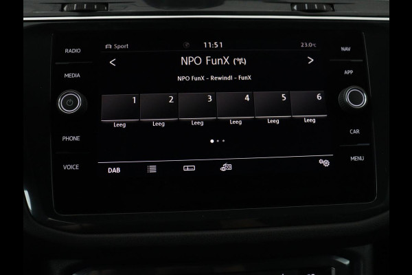 Volkswagen Tiguan Allspace 1.5 TSI Highline Business R 7p. | Carplay | Panoramadak | Camera | Carplay | Navigatie | Adaptive cruise| Leer | Climate control | Elektrische laadklep |