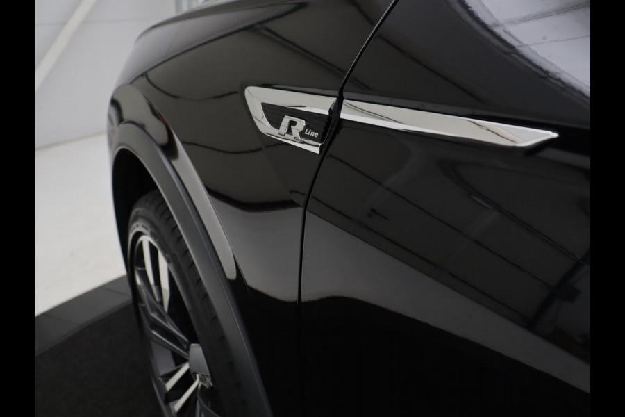 Volkswagen Tiguan Allspace 1.5 TSI Highline Business R 7p. | Carplay | Panoramadak | Camera | Carplay | Navigatie | Adaptive cruise| Leer | Climate control | Elektrische laadklep |