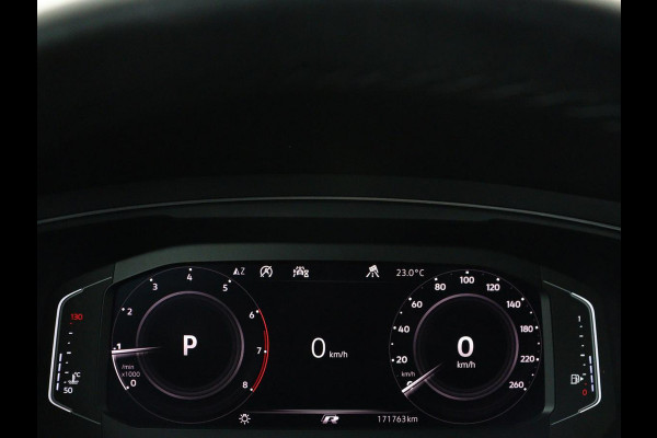 Volkswagen Tiguan Allspace 1.5 TSI Highline Business R 7p. | Carplay | Panoramadak | Camera | Carplay | Navigatie | Adaptive cruise| Leer | Climate control | Elektrische laadklep |
