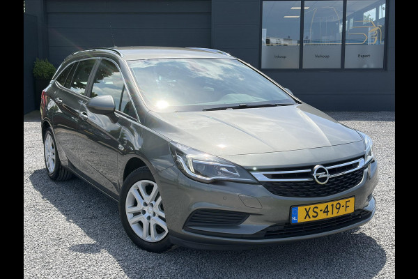 Opel Astra Sports Tourer 1.0 Turbo Business+ 2e Eigenaar,Carplay,Navi,Trekhaak,Dealer Onderhouden,Lm velgen,Pdc,N.A.P,105pk,Clima,Cruise,Recent beurt gehad,Apk tot 03-2027