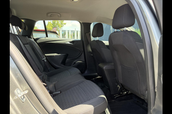 Opel Astra Sports Tourer 1.0 Turbo Business+ 2e Eigenaar,Carplay,Navi,Trekhaak,Dealer Onderhouden,Lm velgen,Pdc,N.A.P,105pk,Clima,Cruise,Recent beurt gehad,Apk tot 03-2027