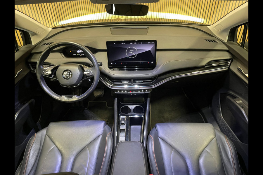 Škoda ENYAQ iV 80|92%SOH|GROTE ACCU|BLACK EDITION|TREKHAAK|ACC|LEDER|PANO|STOEL+STUURVERW|CARPLAY|CAMERA|NAVI|INCL.BTW|1e EIGENAAR