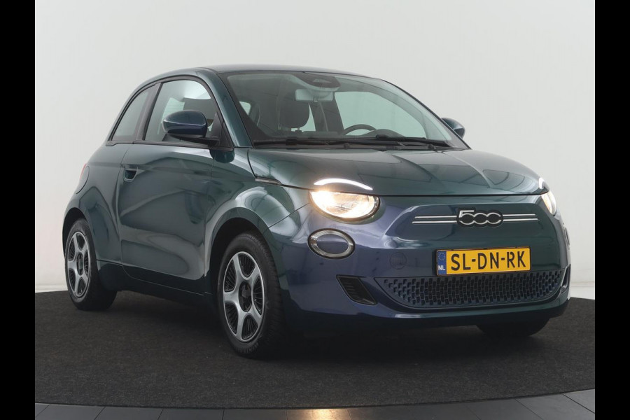 Fiat 500 Icon 24 kWh | SOH 91,9% | LED "| Climate control | Bluetooth | Cruise controle | Carplay | 3F | LM |  Navigatie