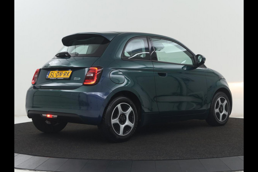 Fiat 500 Icon 24 kWh | SOH 91,9% | LED "| Climate control | Bluetooth | Cruise controle | Carplay | 3F | LM |  Navigatie