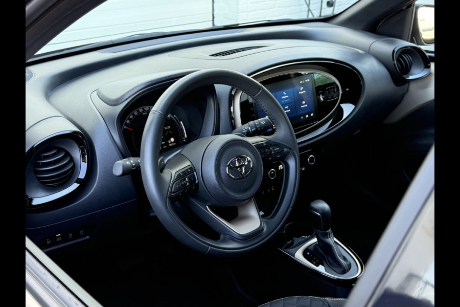 Toyota Aygo X 1.0 VVT-i S-CVT Premium | ACC | CarPlay | Keyless | Camera | 18 inch