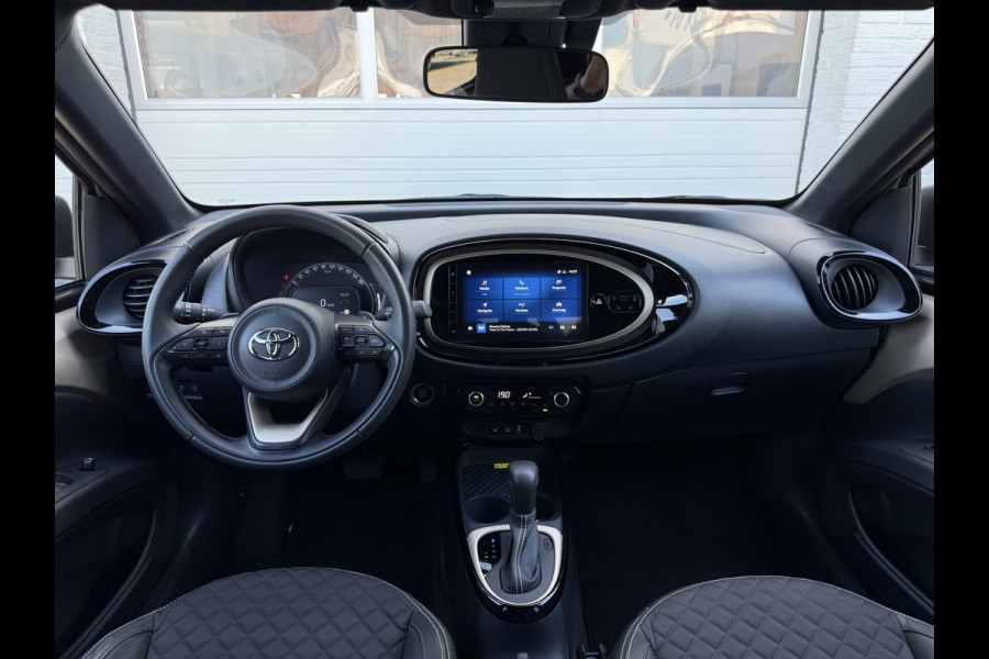 Toyota Aygo X 1.0 VVT-i S-CVT Premium | ACC | CarPlay | Keyless | Camera | 18 inch