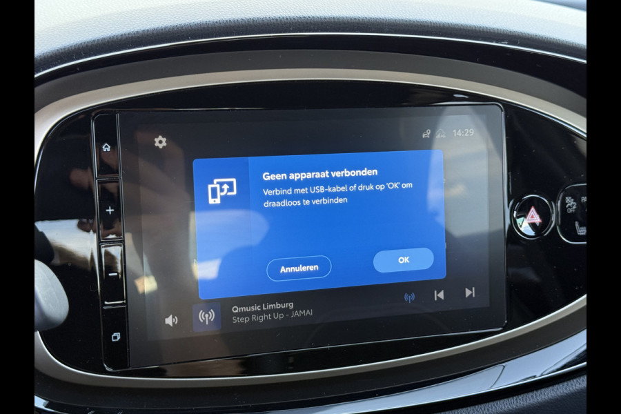Toyota Aygo X 1.0 VVT-i S-CVT Premium | ACC | CarPlay | Keyless | Camera | 18 inch