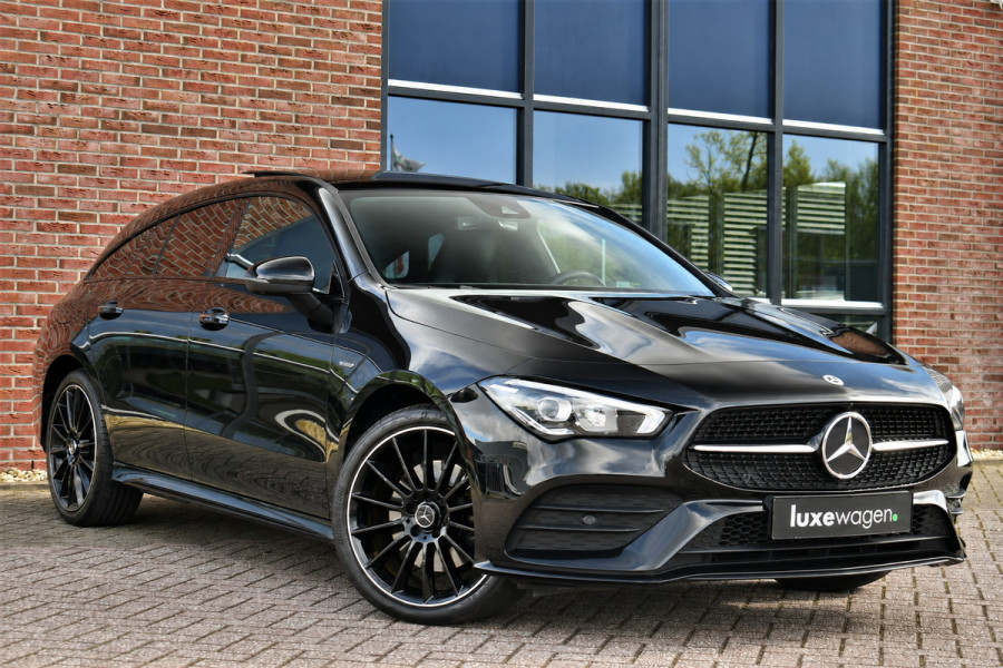 Mercedes-Benz CLA-Klasse Shooting Brake 250 e AMG Pano 360-cam Night 19inch
