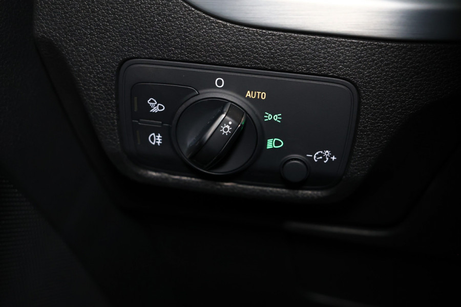Audi Q2 35 TFS S line Edition VIRTUAL NAVI CRUISE S-TRONIC CAMERA PDC KEYLESS '20