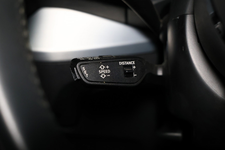 Audi Q2 35 TFS S line Edition VIRTUAL NAVI CRUISE S-TRONIC CAMERA PDC KEYLESS '20
