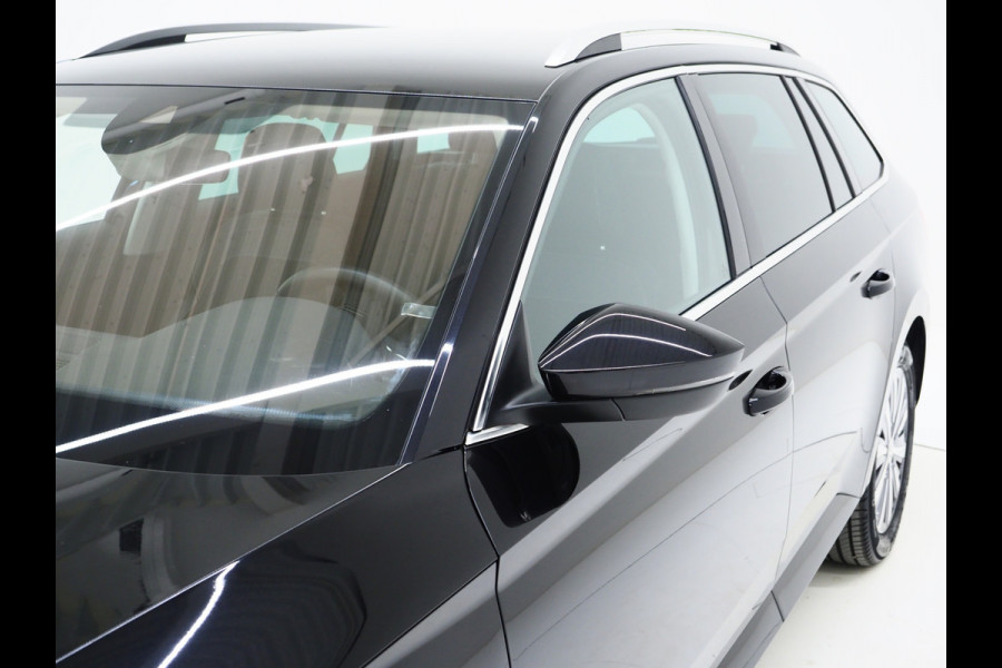 Škoda Superb Combi 1.4 TSI iV 218PK | Leder/Alcantara | Trekhaak | Memory | Virtual | Adaptive Cruise | PDC | Carplay