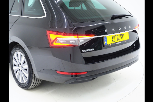 Škoda Superb Combi 1.4 TSI iV 218PK | Leder/Alcantara | Trekhaak | Memory | Virtual | Adaptive Cruise | PDC | Carplay
